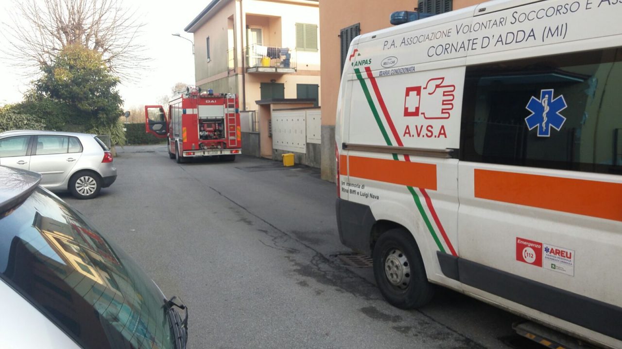 Soccorso persona in una palazzina FOTO e VIDEO