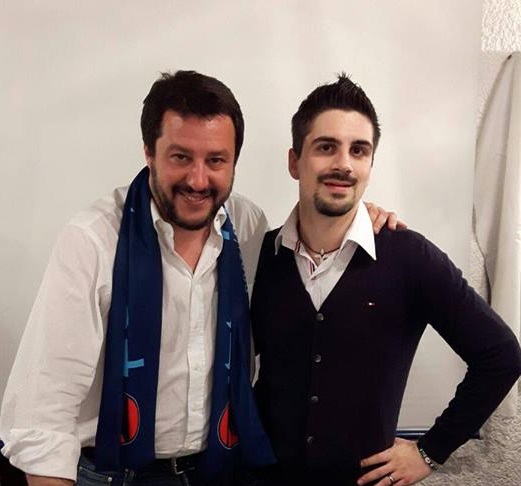 Mozione antifascista su Facebook già polemiche e dibattiti