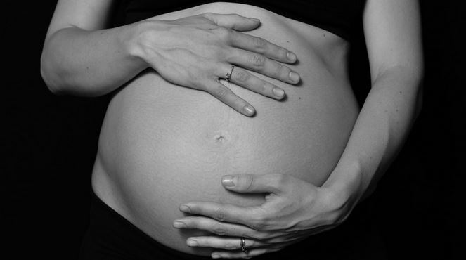 Mio figlio nato morto in mezzo alla gioia di tante madri LA TESTIMONIANZA