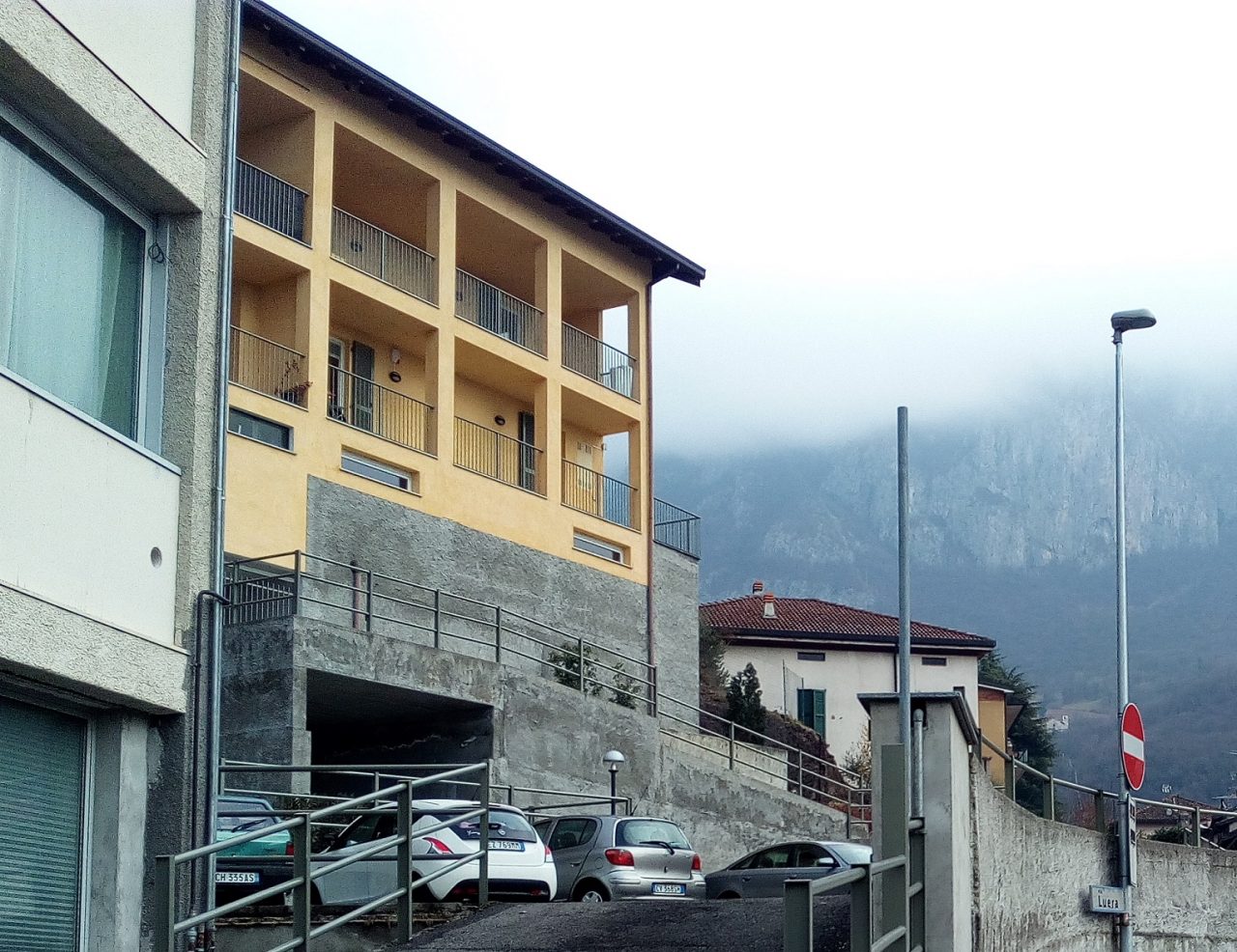 Parcheggi di via Luera, ecco finalmente i posti per i residenti