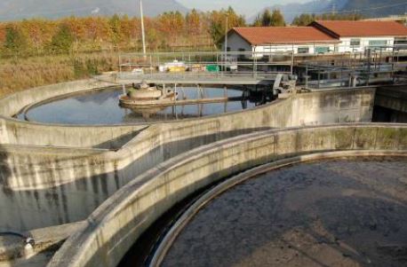 Il decalogo di Lario Reti Holding: «La depurazione dipende da te»