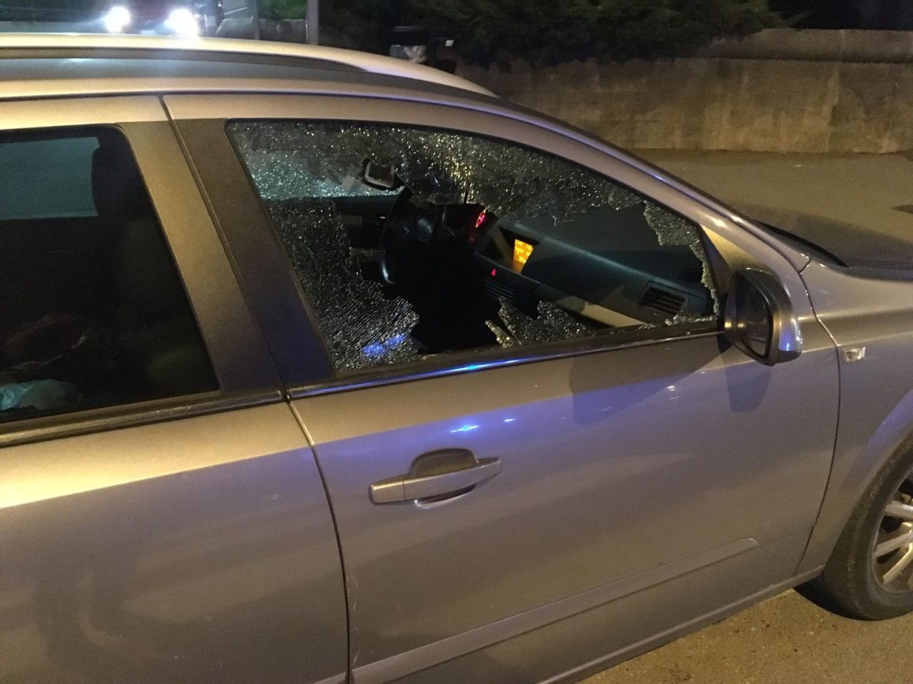 Spari in via Belfiore | tentò di investire un finanziere, arrestato marocchino FOTO