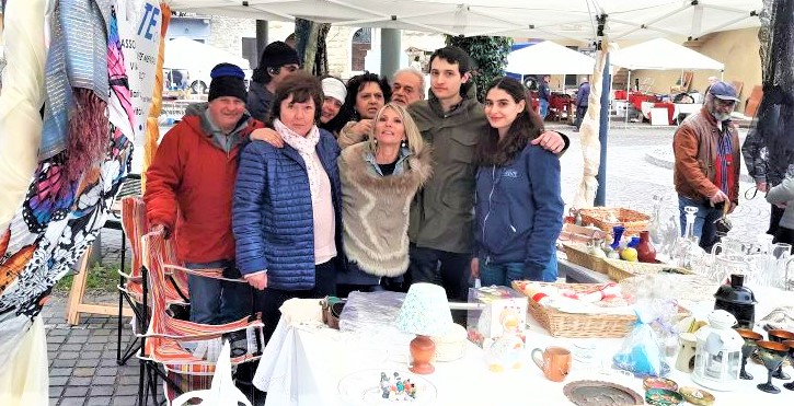 Volontaria-Mente fa tappa ad Imbersago per raccogliere fondi
