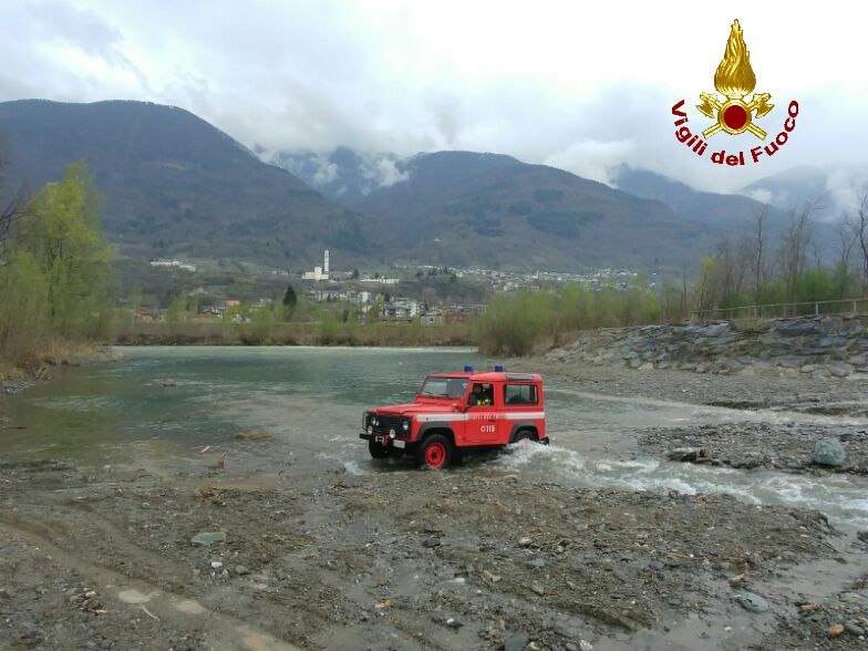 Vigili del Fuoco a lezione di guida estrema FOTO