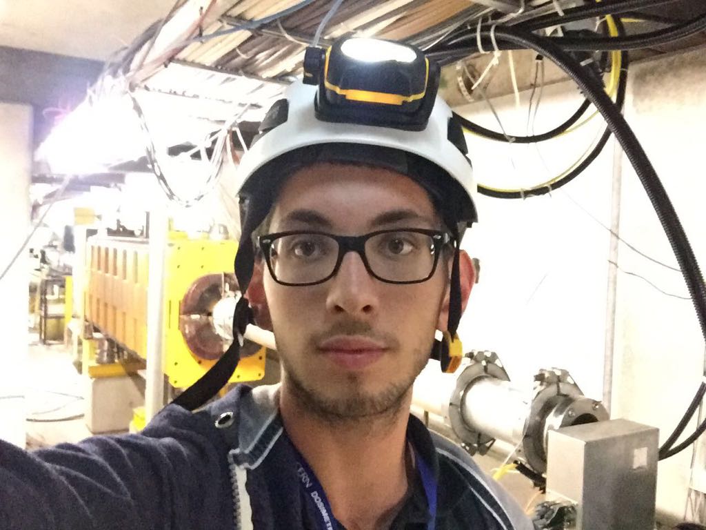 Matteo Bonanomi dal campo di Basket al Cern di Ginevra