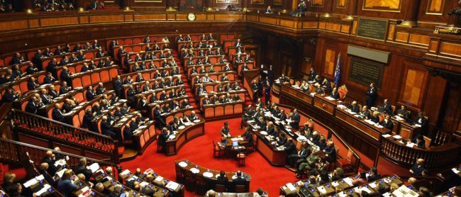 Referendum taglio dei parlamentari: oltre 20 sindaci lecchesi, più di 100 amministratori e il presidente della Provincia si schierano per il no