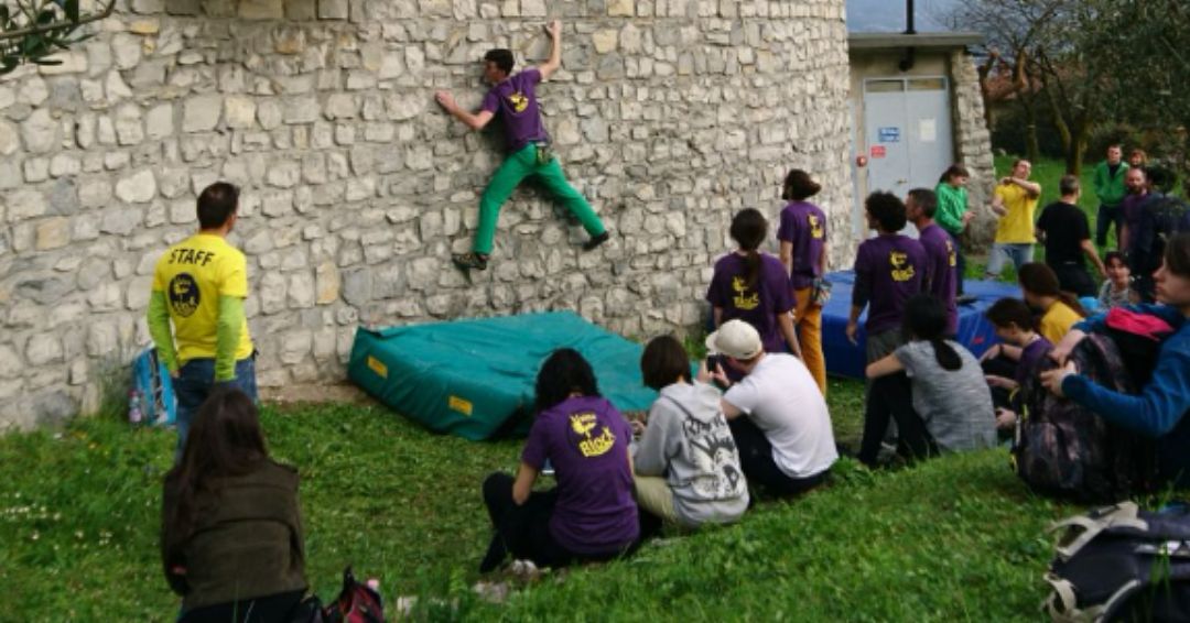Valma Street Block 300 si arrampicano su Civate FOTO