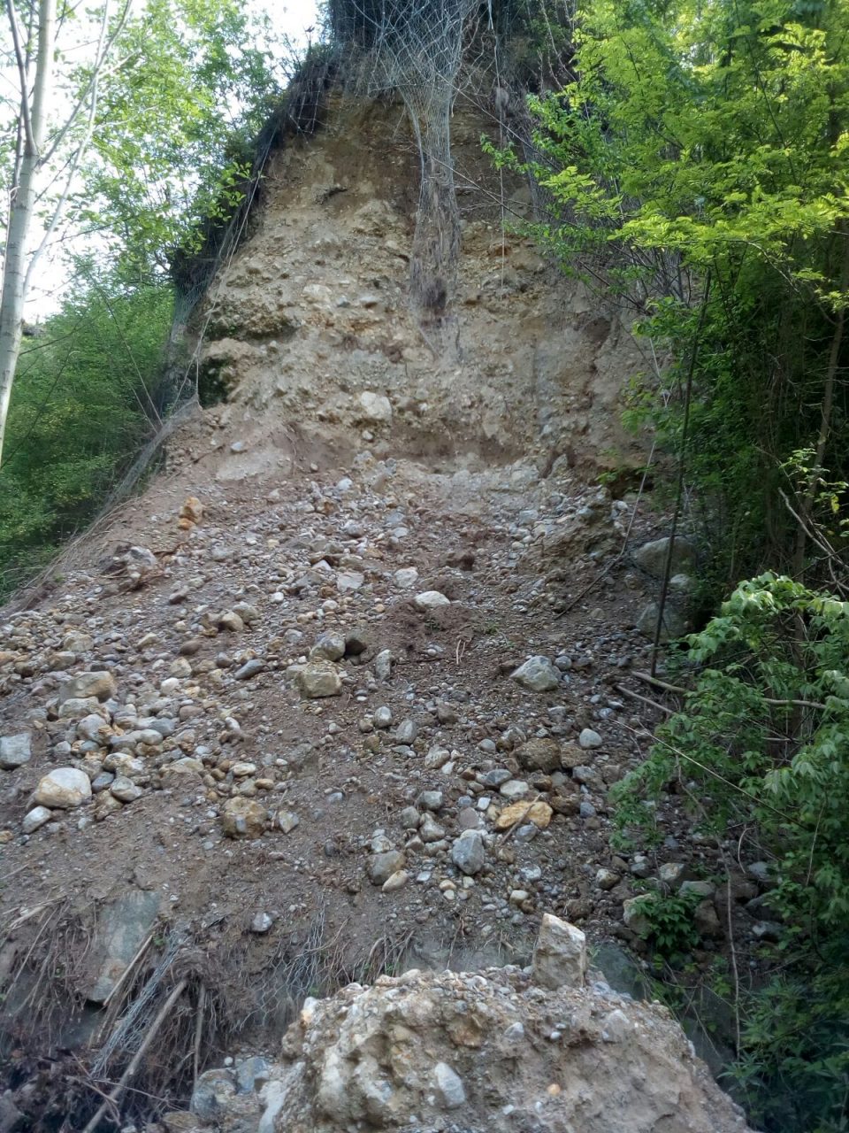 Smottamento tra Galbiate e Garlate: sopralluogo della Protezione Civile