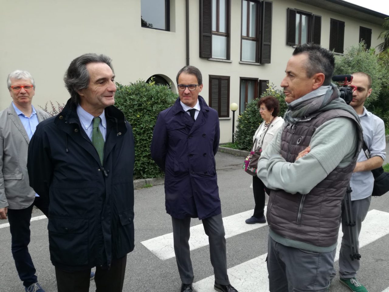 Il governatore della Lombardia Attilio Fontana arrivato a Merate