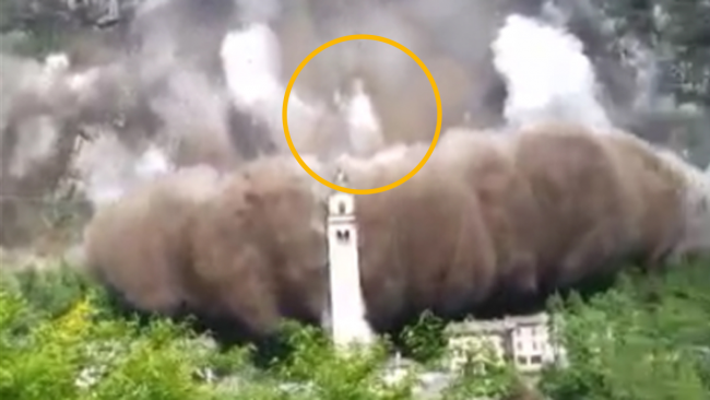 Frana Valchiavenna: “In quella nube si scorge la Madonna”