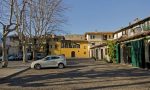 Piazza Era, gioiello di Pescarenico, chiude al traffico per l'estate