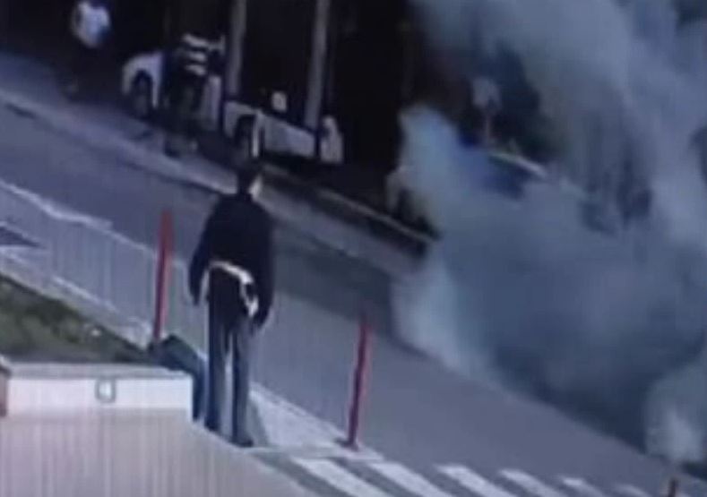 Professore picchiato selvaggiamente da un gruppo di ultras
