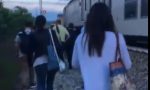 Treno fermo: incredibile ora Trenord se la prende con i passeggeri