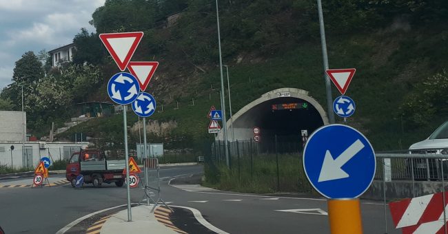 Tunnel chiuso, qualche disagio sulla Lecco-Como
