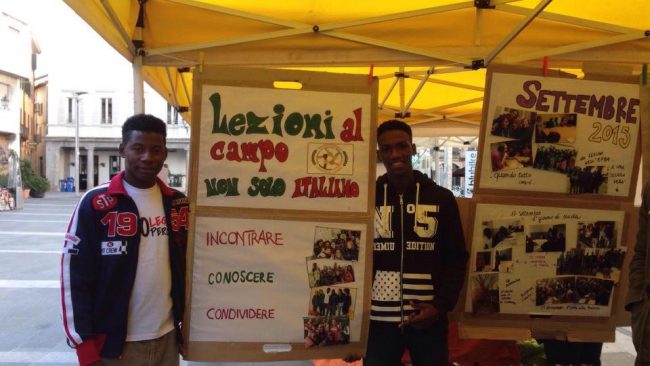 Stasera al Lavello si parla di volontariato con “Lezioni di campo”