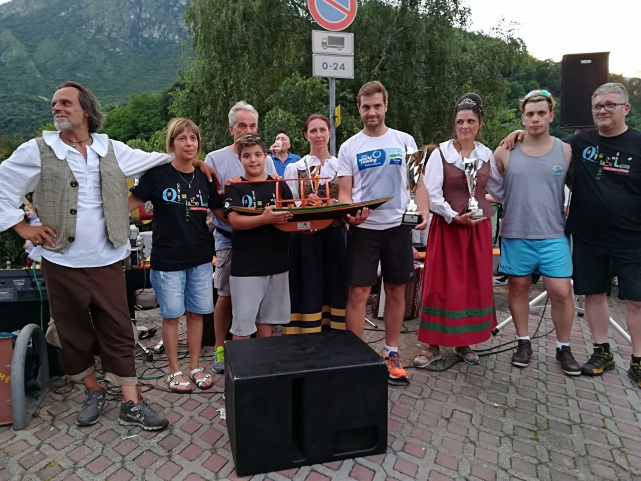 Oliveto vince la regata delle Lucie