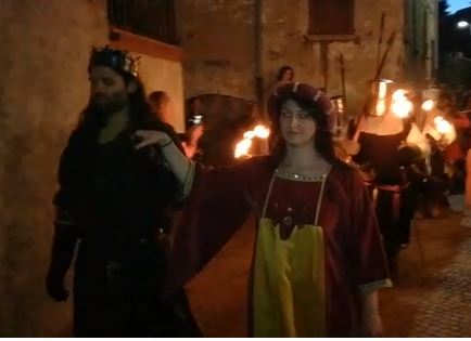 Il borgo di Maggiana è tornato all’antico con l’evento “La torre in festa” FOTO E VIDEO