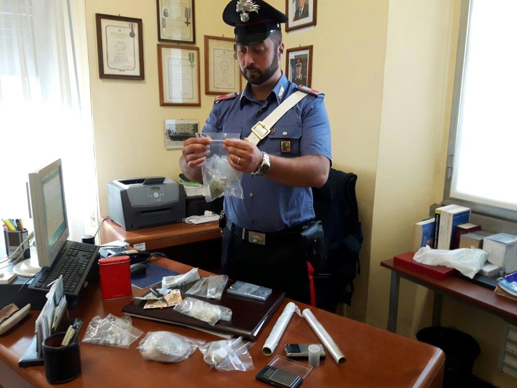 Spaccio di droga, arrestato e rimesso in libertà 23enne