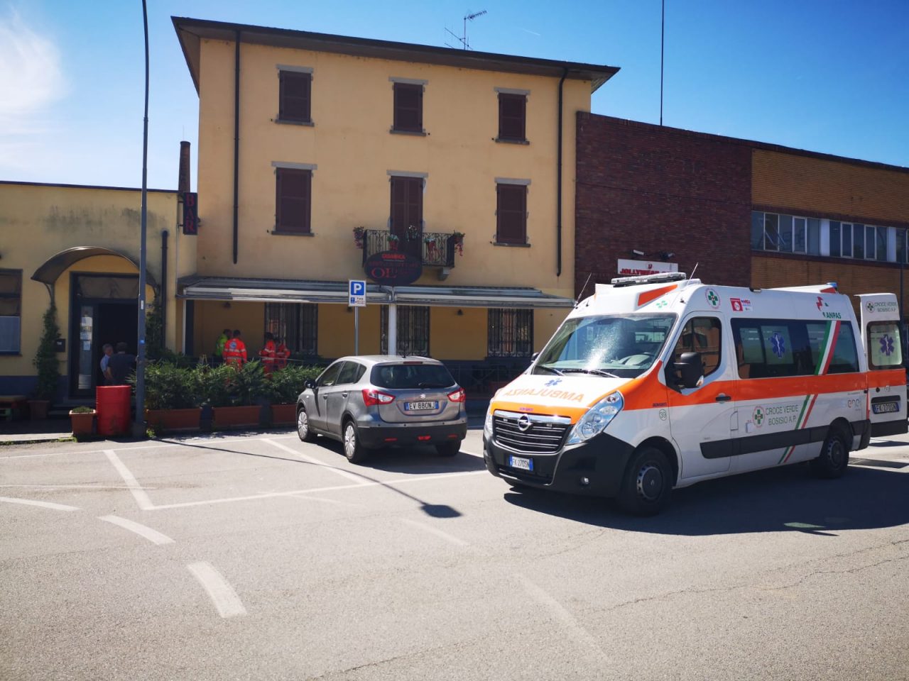 Malore in stazione, soccorso 53enne