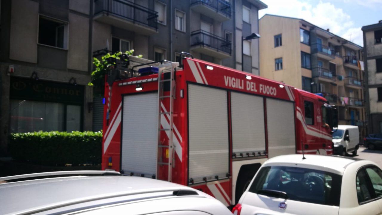 Incendio in Viale Turati. L’attentato incendiario legato alla rissa di stanotte FOTO VIDEO