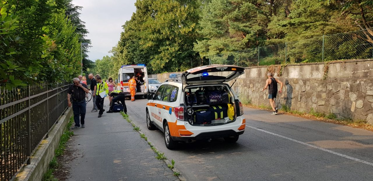 Ciclista investito finisce in ospedale FOTO