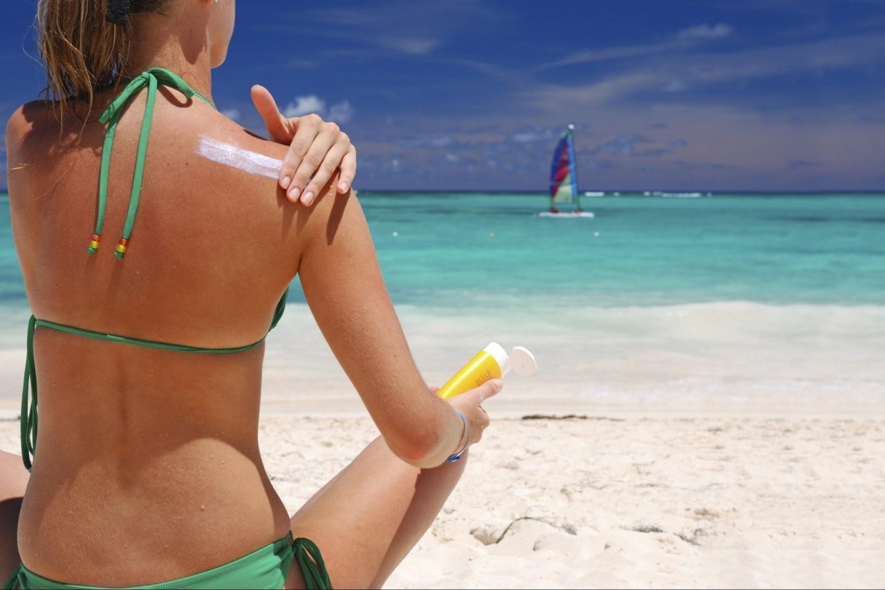 Come proteggere la pelle dal sole d’estate