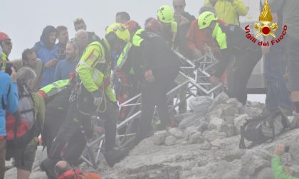 Riposizionata la croce sulla Grignetta VIDEO