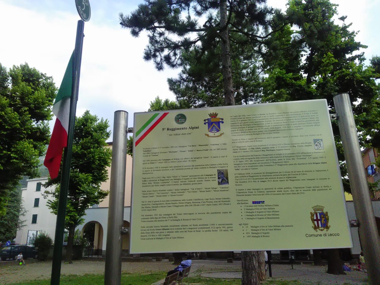 A Germanedo una targa dedicata al V Reggimento alpini