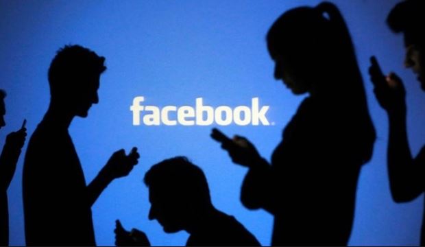 Facebook è per molti… ma non per tutti. Strigliata in Comune e Lecco. E negli altri Comuni?