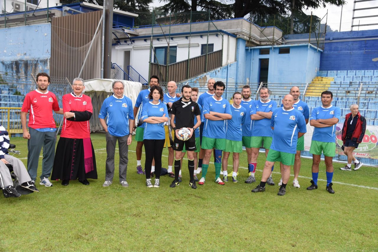 Maratona del calcio: 36 ore no-stop con la sfida nord-sud per aiutare i terremotati