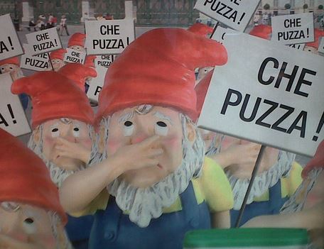 Puzza a Civate e Valmadrera: l’azienda “incriminata” promette di intervenire