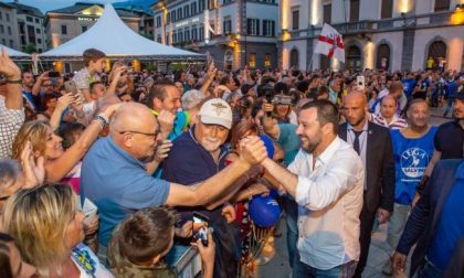 Salvini a Sondrio: “Taglieremo i 35 euro agli immigrati”