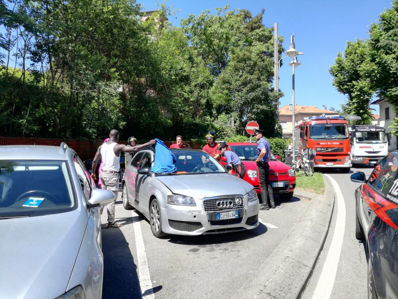 Clandestino eroe, salva un bimbo e viene graziato dal prefetto