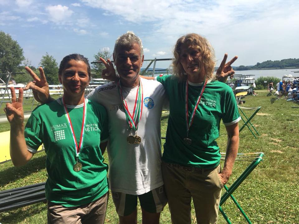 Oro, argento e bronzo per i master della Canottieri Retica FOTO