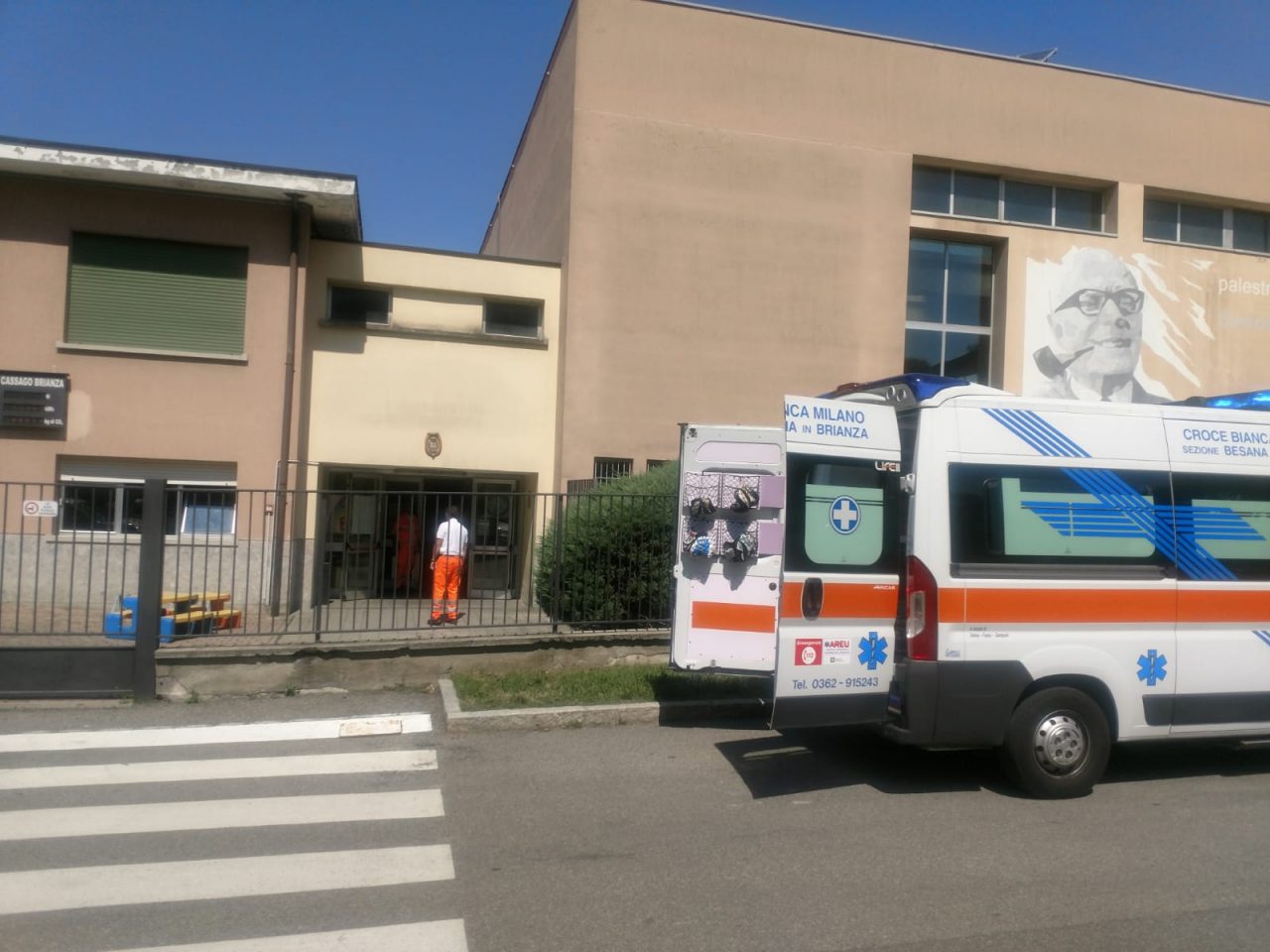 Bambina soccorsa in palestra a Cassago FOTO