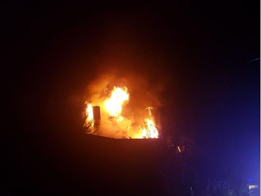 Fulmine su una casa: incendio a Erve FOTO E VIDEO