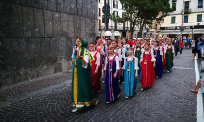 Festival Zelioli la sfilata in città VIDEO