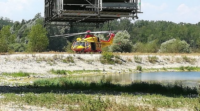 Muore annegato per salvare figlia e nipote FOTO e VIDEO