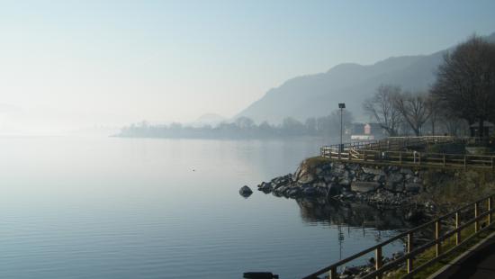 Acque inquinate, il lago di Garlate riceve il cartellino rosso