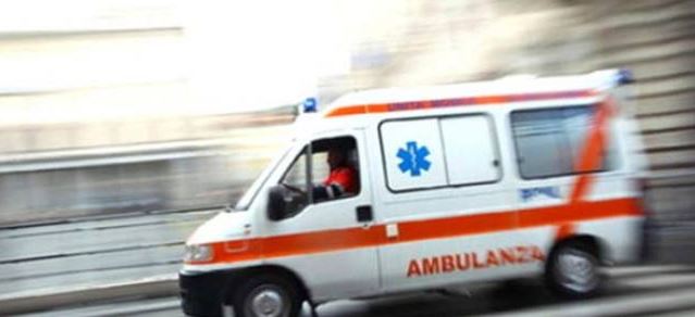 Scoppia motore di una barca, ustionate due persone