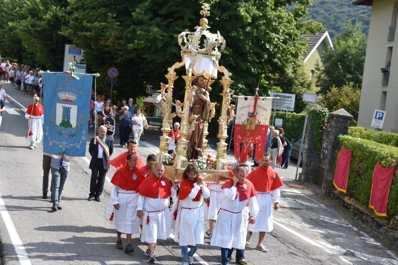 Cremeno, tanti i fedeli presenti alla solenne processione di San Rocco FOTO