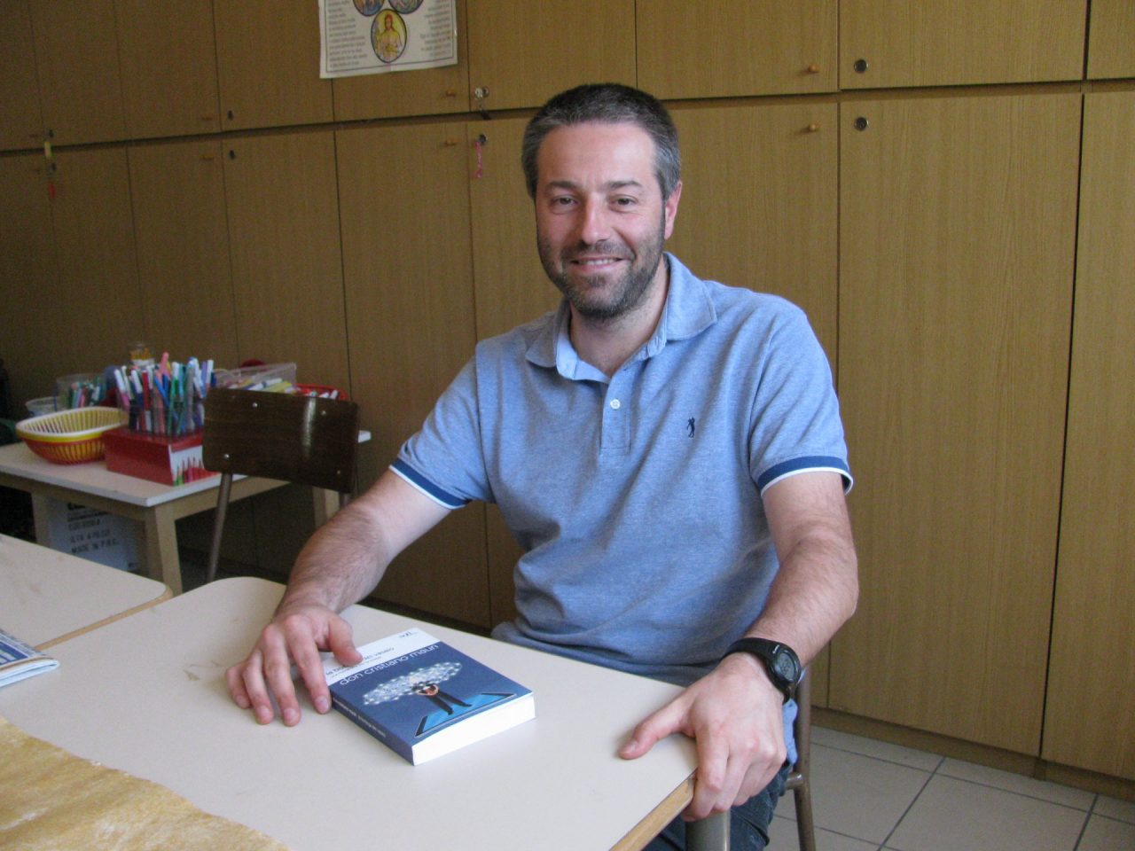 Il rettore del Collegio Volta nella bufera: don Cristiano contro Salvini
