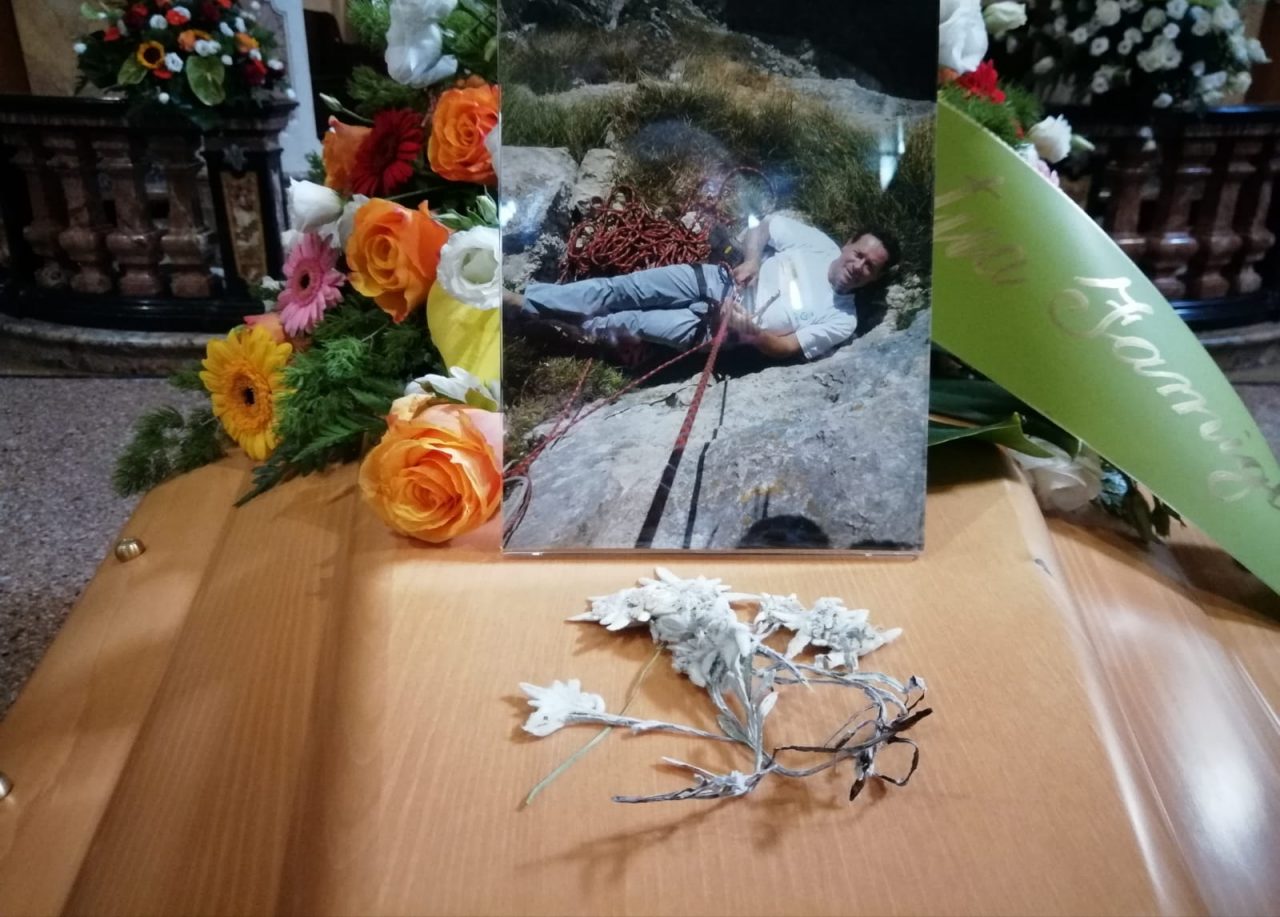 Addio a Ciccio Valsecchi nella chiesa di Castello FOTO