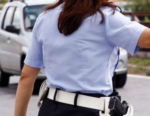 Multato dalla vigilessa in centro, lettera al sindaco