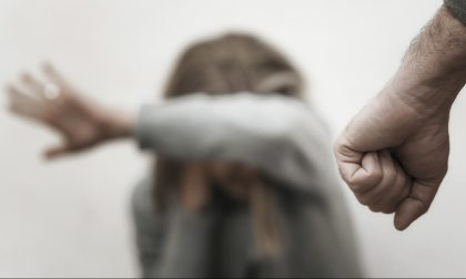Questo non è amore: Polizia di Lecco in campo contro la violenza di genere