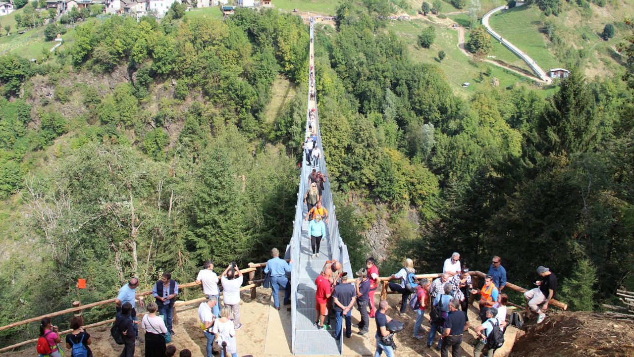 Ponte nel cielo Val Tartano: quando è aperto e dove parcheggiare