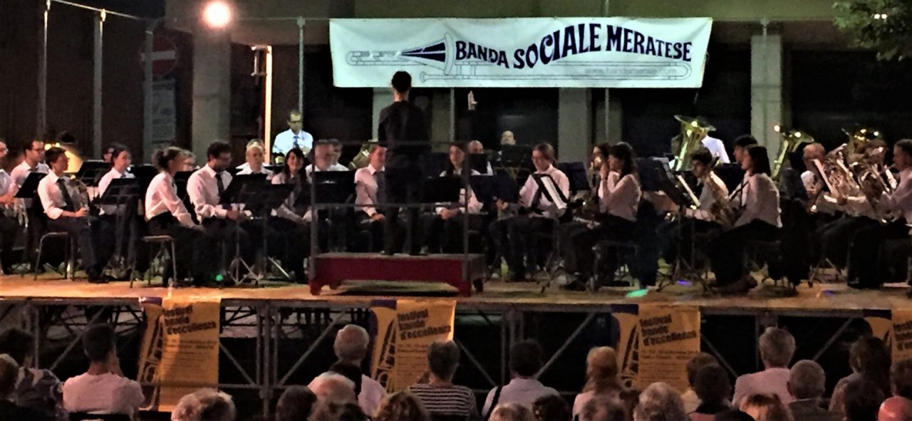 Piazza piena per il 170esimo della Banda Sociale Meratese VIDEO