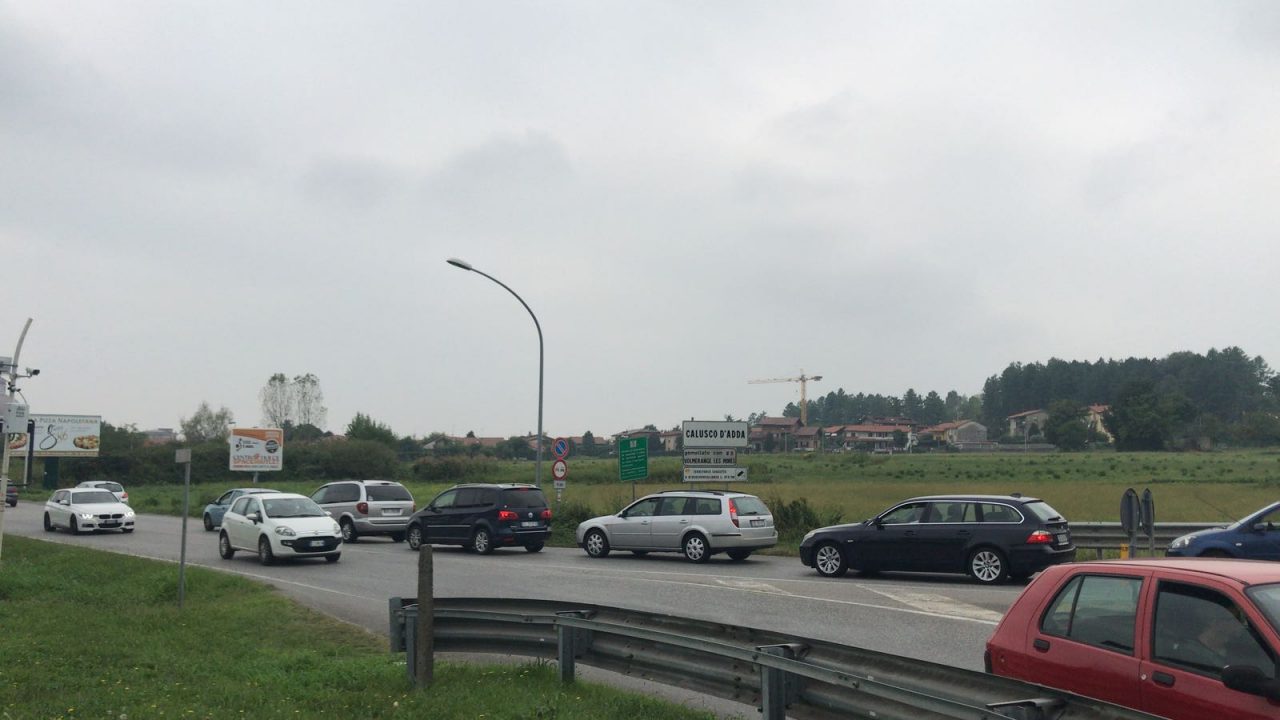 Ponte di Paderno chiuso, traffico in tilt FOTO E VIDEO