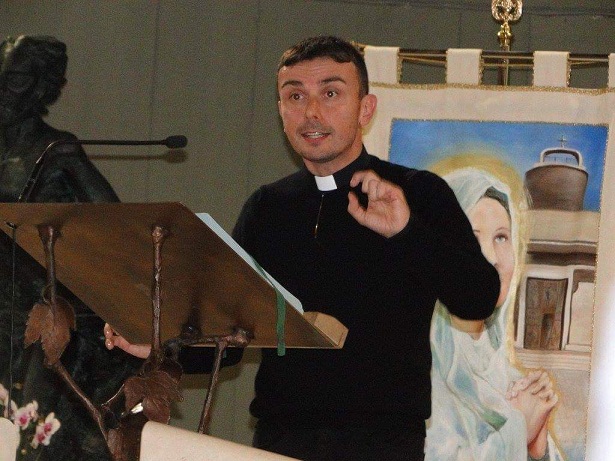 “E se davvero tornasse un padre?”: l’incontro a Lecco con don Luigi Epicoco