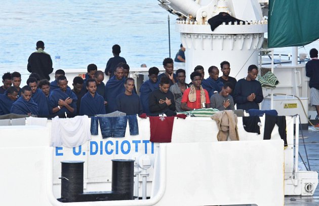 Nave Diciotti alcuni profughi arriveranno nel Lecchese